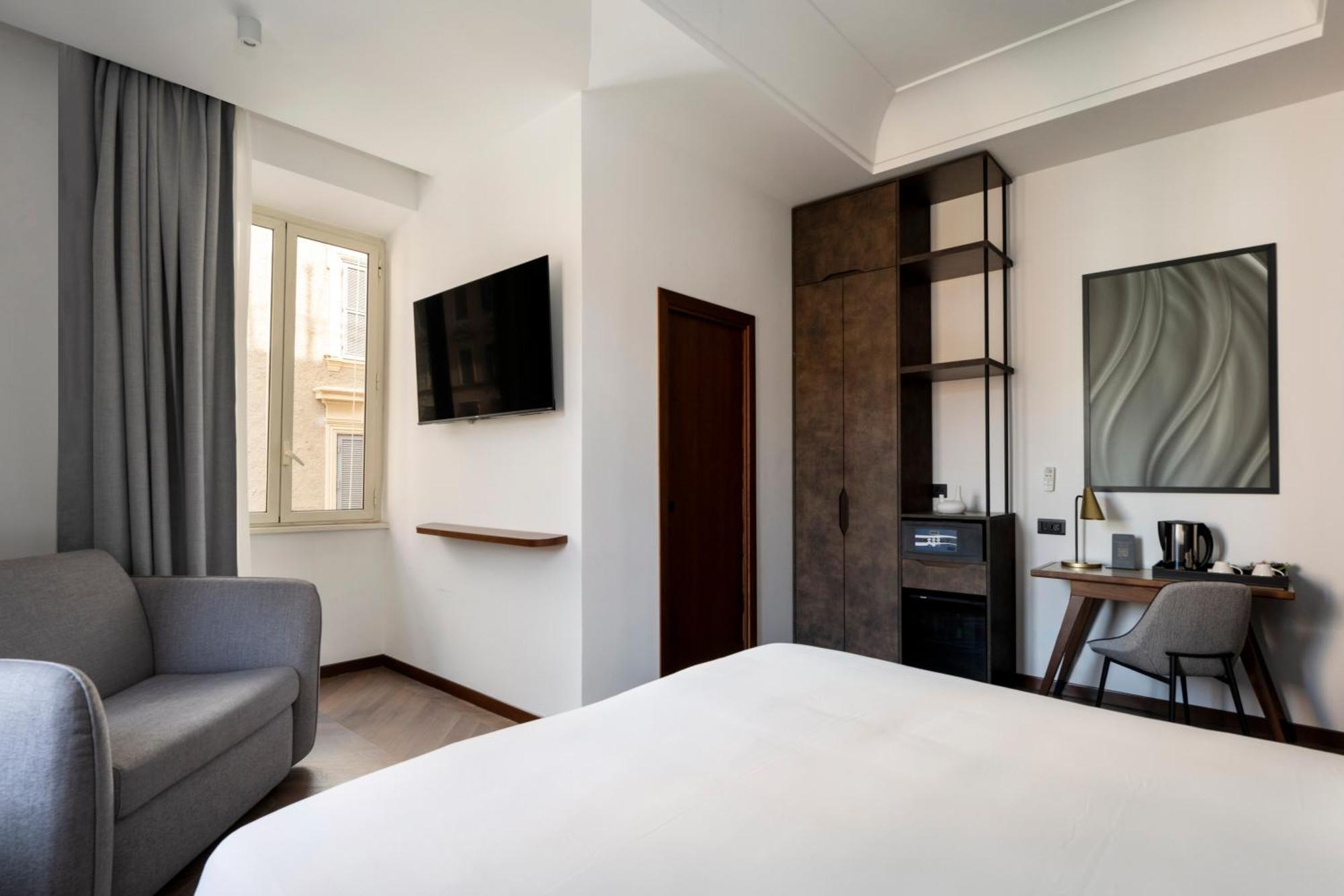 Boutique Piedra Centre Roma